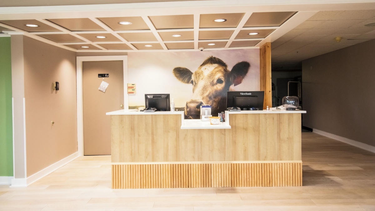 Front desk at The Tillamook Inn in Tillamook Oregon — modern budget-friendly Oregon Coast lodging